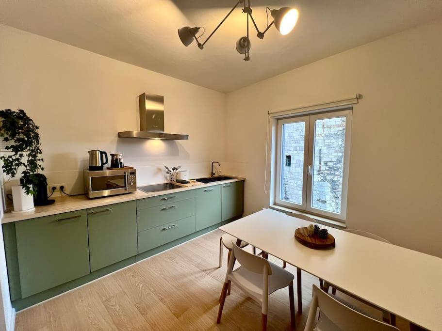 Duplex Chic Et Spacieux - Hypercentre Льєж Екстер'єр фото