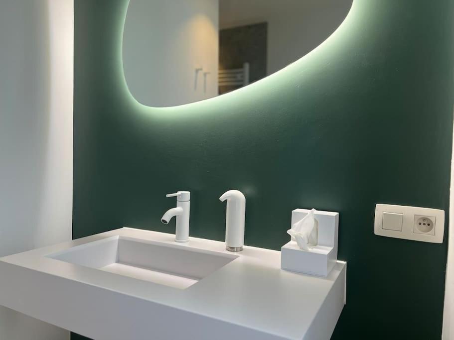 Duplex Chic Et Spacieux - Hypercentre Льєж Екстер'єр фото