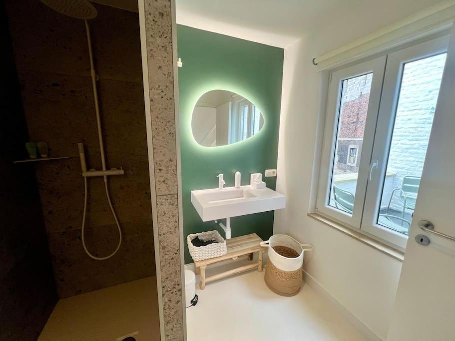 Duplex Chic Et Spacieux - Hypercentre Льєж Екстер'єр фото
